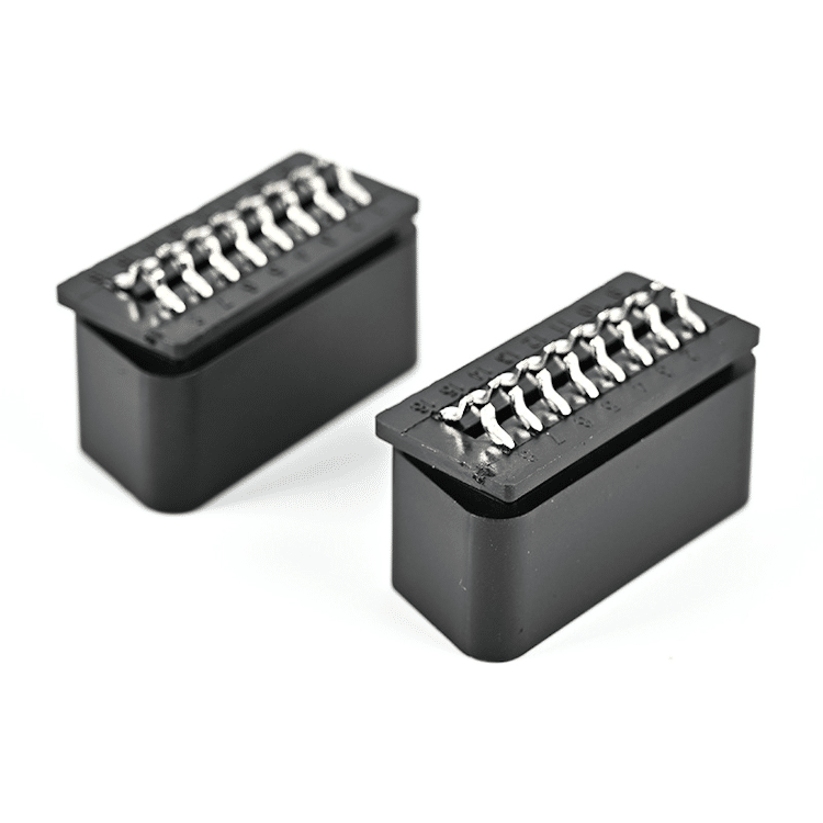 OBD2-Middle-Bend-Male-Connector